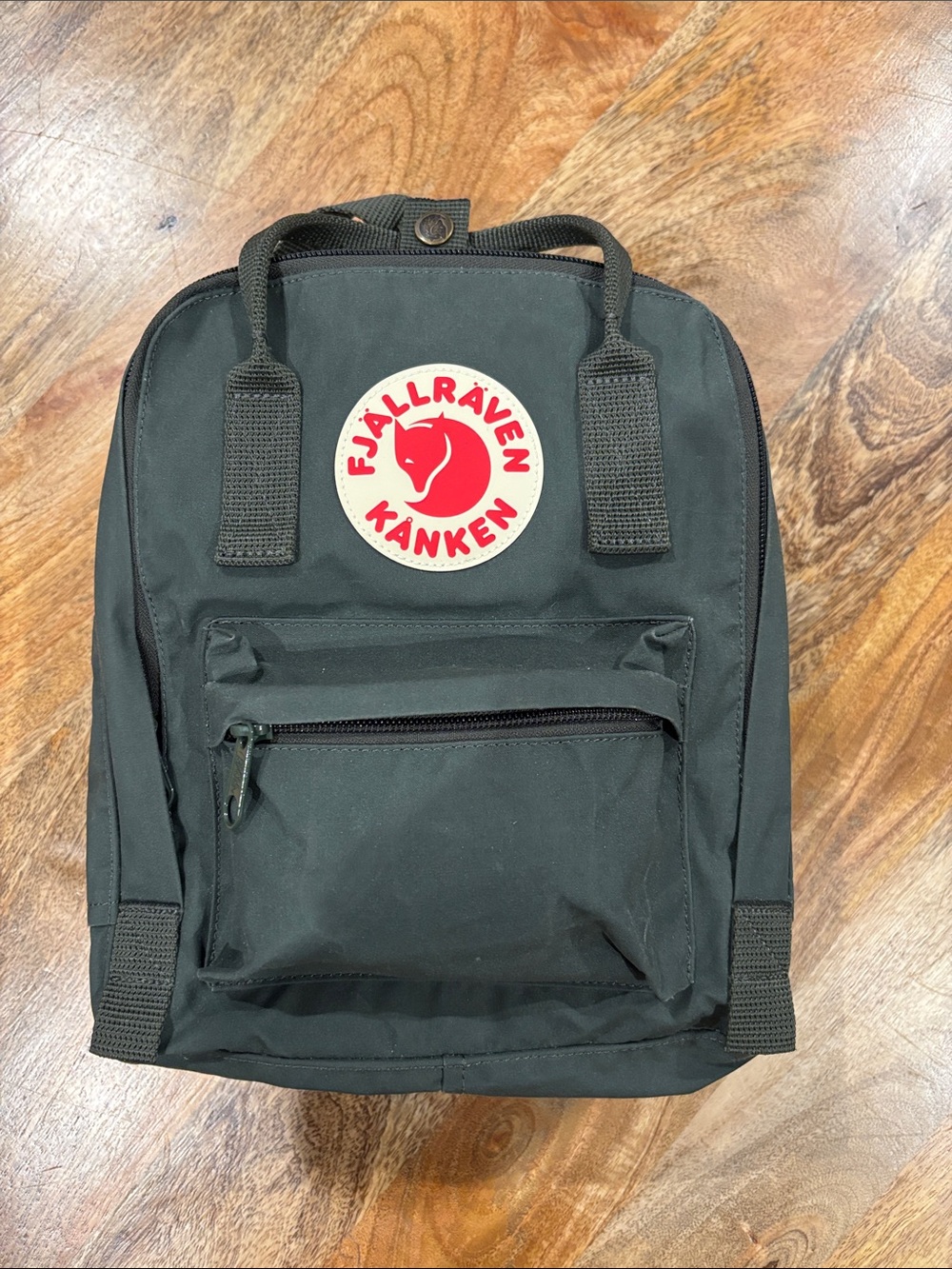 Fjallraven Kånken MINI Backpack - Forest Green with White/Red Logo